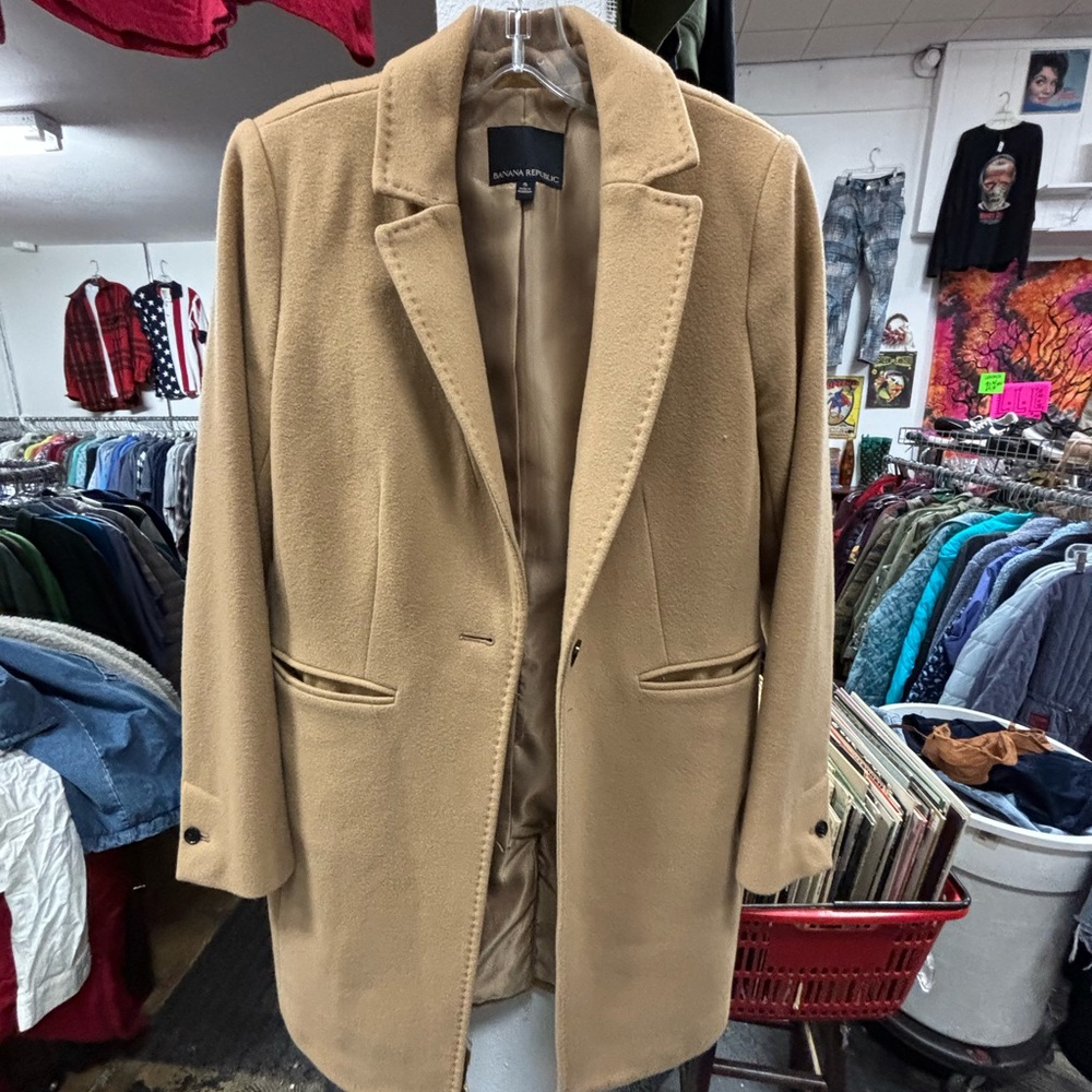 Banana Republic Mario Bellucci Tan Women's Coat small